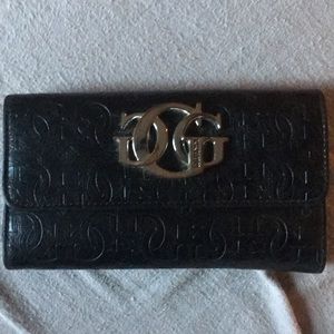 Guess wallet